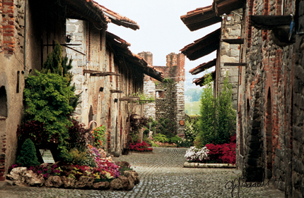 A Ricetto di Candelo sboccia la primavera