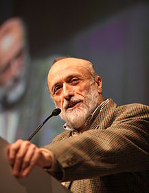 Carlo Petrini conosciuto come 