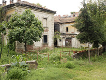 Il cortile della cascina