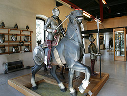Soldato a cavallo nel museo del castello