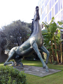 Il cavallo di Piazza Mazzini a Roma, sede della Rai