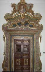 Ferragosto alla Certosa di Padula 4 Certosa, ingresso alla cappella privata degli appartamenti del Priore. Copyright Soprintendenza BAP di Salerno