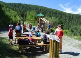 Area gioco per i bambini lungo il tracciato Chamois-La Magdeleine