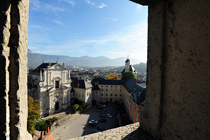 Lione La Sainte Chapelle e il cortile interno del Castello dei Duchi di Savoia. 