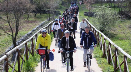 In Puglia, una ciclovia su acqua