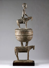 Da Lugano a Salvador da Bahia 1 Contenitore: Mali, Dogon, Africa. In Legno, h. 110 cm, ©Paolo Manusardi, Milano