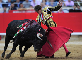 "Corridas y Toro" (correggendo Santoro)