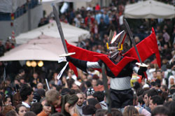 Comics and Games Cosplayer travestito da Mazinga