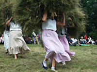 Facciamo i covoni di fieno