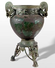 Adria espone il tesoro dei Balcani 1 Cratere con tripode, bronzo, VIII sec. a.C. da Trebenište