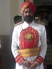Portiere sikh all'Imperial Hotel