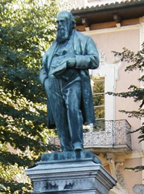 Gita oltre il gran fiume padano 2 Agostino Depretis, il momumento a Stradella