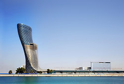 Abu Dhabi batte Pisa