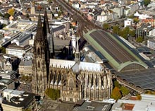 Colonia, il duomo e la stazione