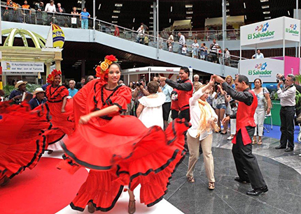 Lo stand della Repubblica Dominicana al Salón deTurismo di Torremolinos