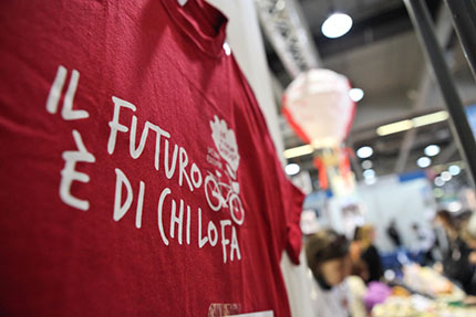 Il mondo del consumo critico e dei viaggi solidali