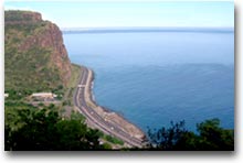 Corniche, la strada a picco sull'Oceano