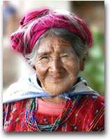 Guatemala, fra mercatini e fede popolare