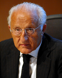 Piero Gnudi, Ministro del Turismo