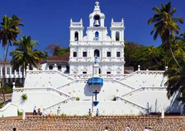 Le splendide e candide chiese di Goa