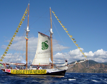Mare italiano: allarme scarichi abusivi e pesca di frodo