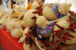 Uno "Stivale" di formaggio a Gualdo 4 Uno "Stivale" di formaggio a Gualdo