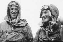Edmund Hillary and Tenzing Norgay, i primi a raggiungere la vetta dell'Everest nel 1953
