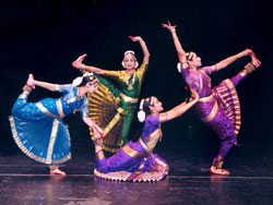 L'antica arte del Bharata Natyam