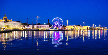 Helsinki dalla ruota panoramica