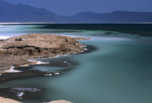 Le sfumature cerulee del lago Assal