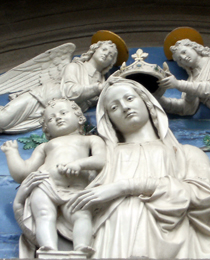 Lazio: riscopriamo sapori e tradizioni 1 La lunetta di Andrea Della Robbia nella Basilica di Santa Maria della Quercia a Viterbo