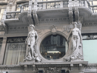 Trieste Liberty 4 Statue e decorazioni in stile Liberty