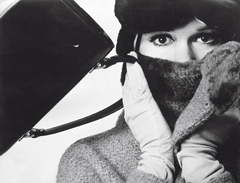 Sergio Libis, foto per una pagina pubblicitaria per La Rinascente, 1963