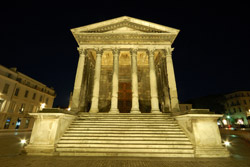 Nimes, la Maison Carrèe