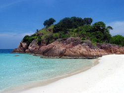 Sulla spiaggia in Malesia