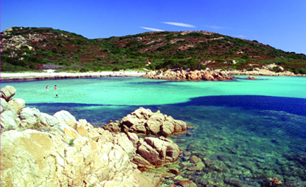 Le infinite sfumature di blu del mare sardo