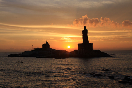 Mari indiani Tramonto a Capo Comorino