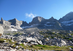 Panorama roccioso a duemila metri d'altitudine