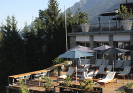 La terrazza sui monti dell'hotel Miramonte a Bad Gastein (© Miramonte Hotel_API)