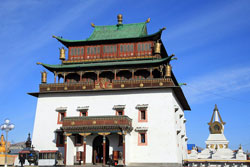 Il monastero di Gandantegchinlen Khiid nella capitale Ulan Bator