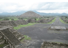 Teotihuacan, Piramide della Luna, 200 d. C.