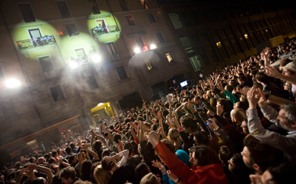 Lo spettacolo Vertical Stage Session a Torino. Foto Davide Sala