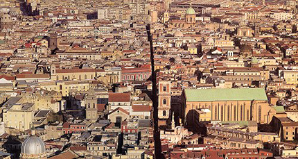 Le strade del centro di Napoli