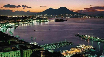 Napoli ha il suo city-sightseeing