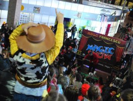 Una delle attività per i bambini organizzate dalla Citta della Scienza