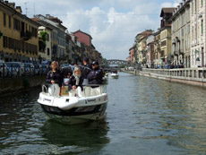 La quarta discesa dimostrativa sul Naviglio Grande a Milano. Photo B. Censi