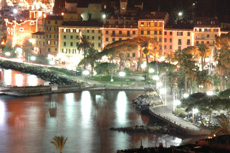 Il Tigullio... in bianco 2 Un'altra immagine della cittadina ligure vista dal mare