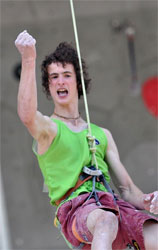 Adam Ondra, uno dei più abili climber del momento, al RockMaster 2010 di Arco. Foto di Giulio Malfer