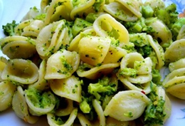 Sapevate che Un classico pugliese, orecchiette alle cime di rapa