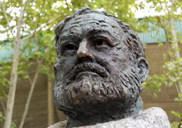 Monumento a Hemingway a Pamplona